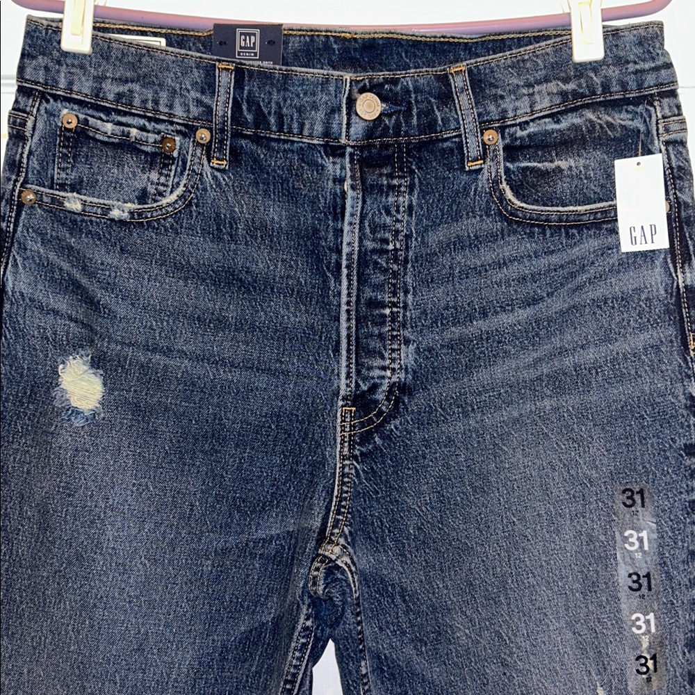 GAP Women’s Cheeky Straight Hi-Rise Distressed Blue Jeans NWT